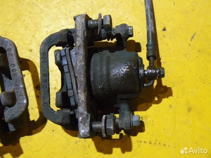 Задний суппорт для Nissan Tiida C11 2010г