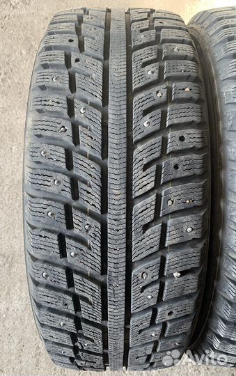Kumho I'Zen KW22 215/60 R16