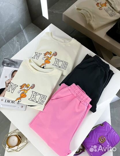 Спортивный костюм