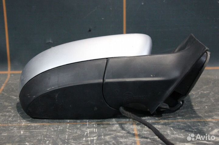 Зеркало наружное правое - Volkswagen Polo