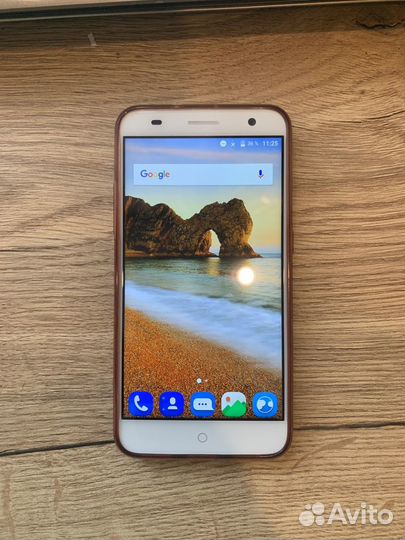 ZTE Blade V7, 2/16 ГБ