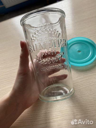 Стакан с крышкой для трубочки посуда