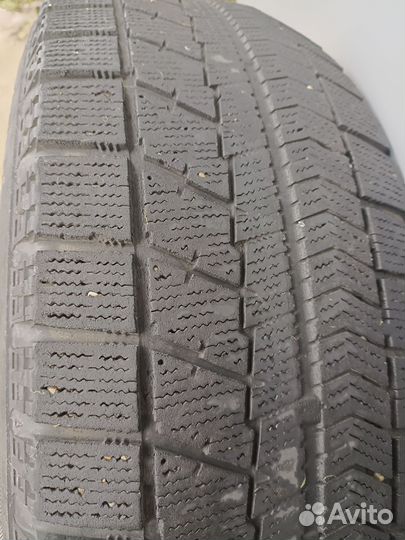 Bridgestone Blizzak MZ-03 215/65 R16 99N