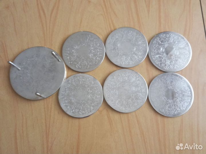 Подставки под стаканы