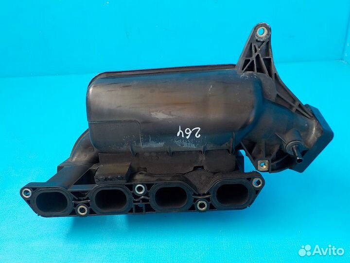 Впускной коллектор toyota Avensis (T250) 2003-2008