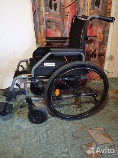 Инвалидная коляска