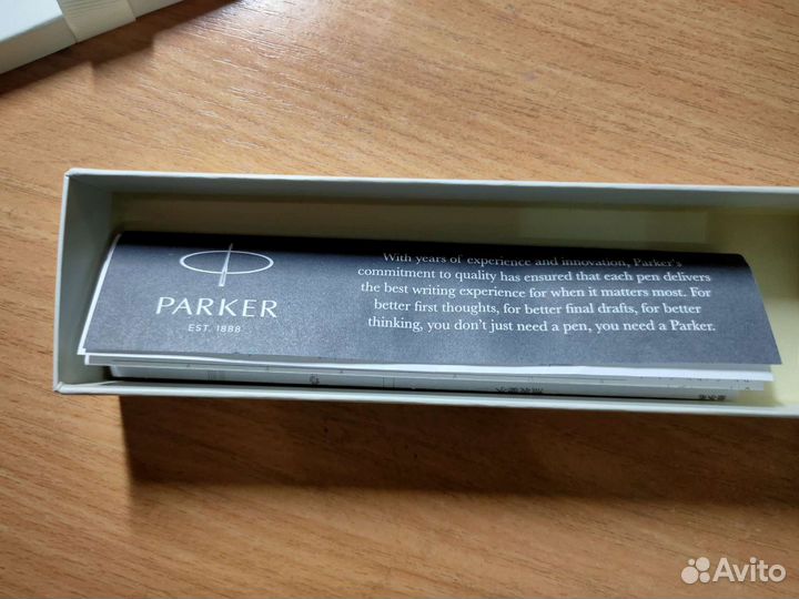 Шариковая ручка parker