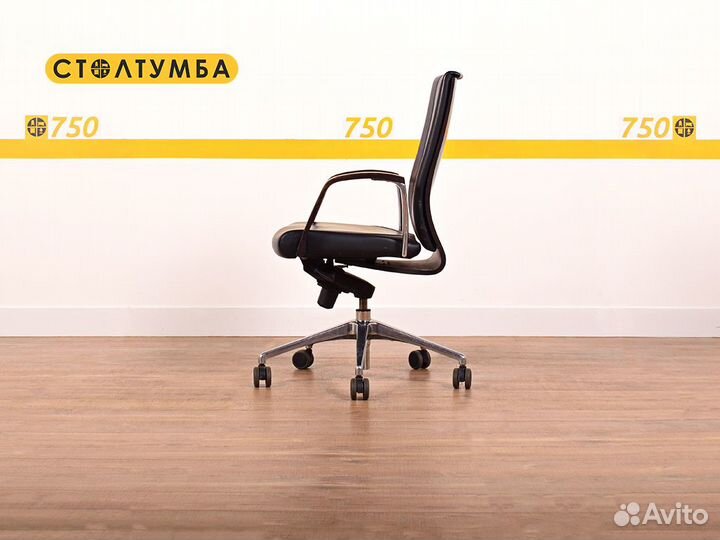 Кресло офисное б/у