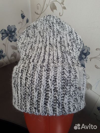 Шапка вязанная женская