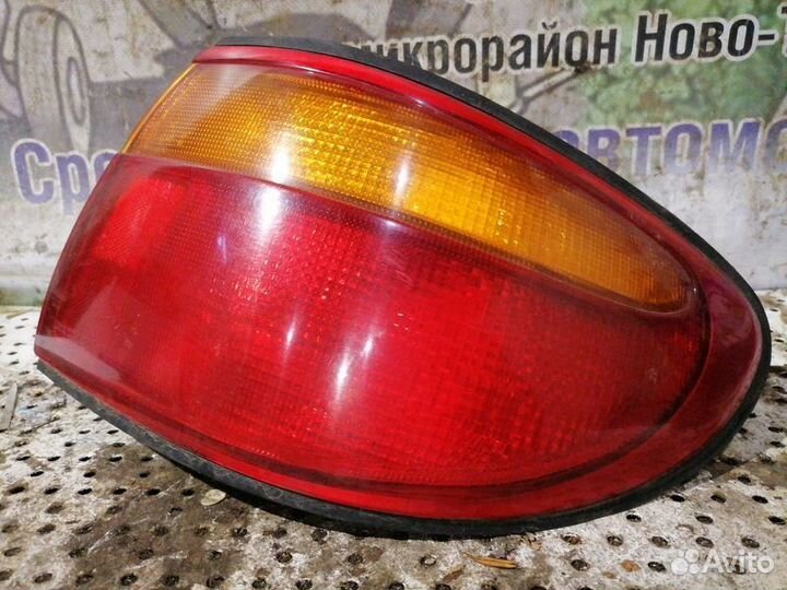 Фонарь задний правый Mazda Xedos 9