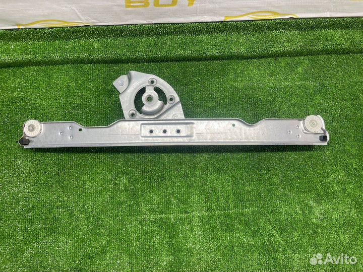 Стеклоподъемник электрический, передний левый