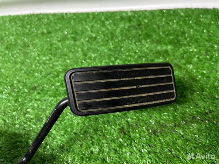 Педаль газа Subaru Outback BRF EZ36 2009