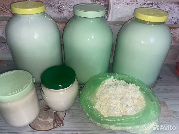 Молочная деревенская продукция