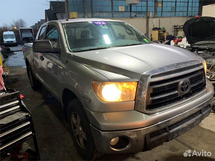 Разбор на запчасти Toyota Tundra