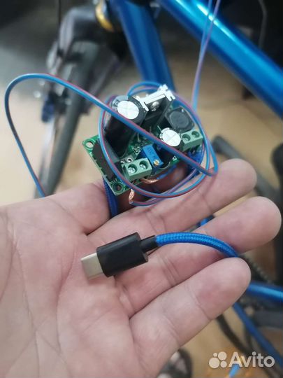 Колесо с генератором