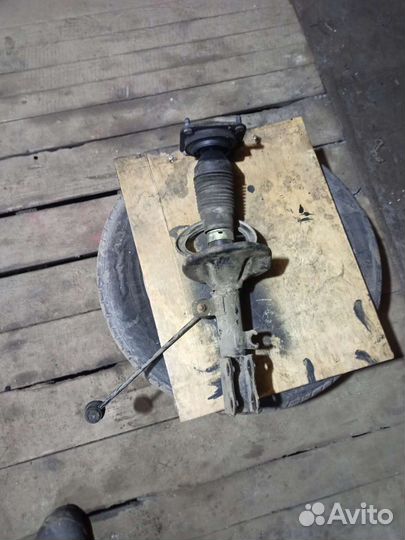 Амортизатор Передний Левый Киа Спектра