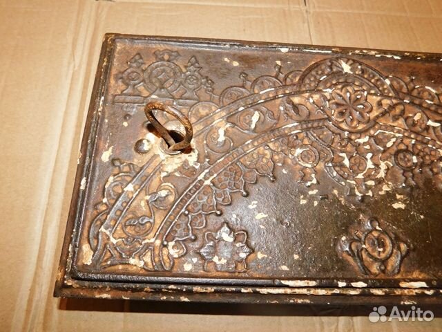 Антикварная, чугунная, печная, топочная дверца ри