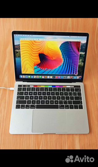 MacBook Pro 13 2017 Touch Bar