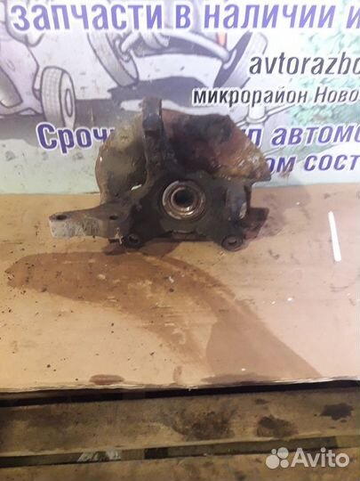 Кулак поворотный передний правый Hyundai Accent