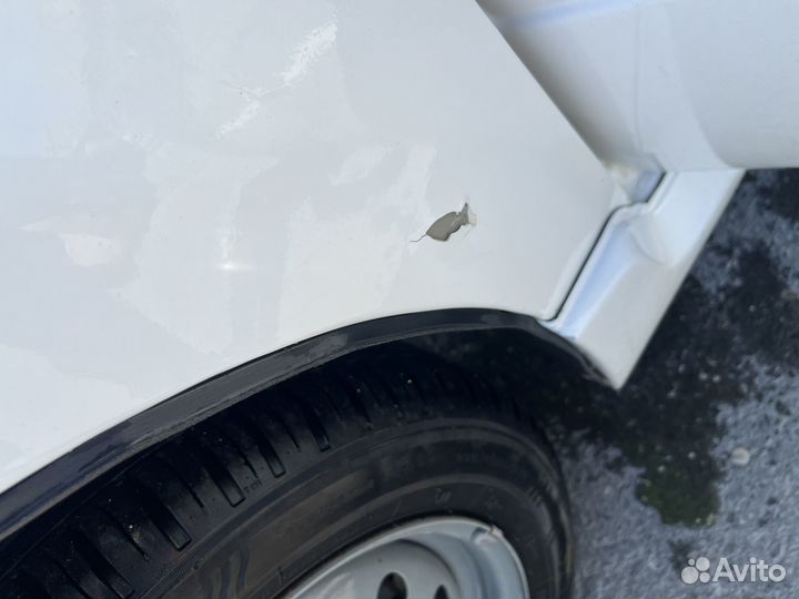 LADA Granta 1.6 МТ, 2013, битый, 300 000 км