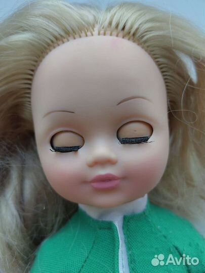 Кукла фабрики весна