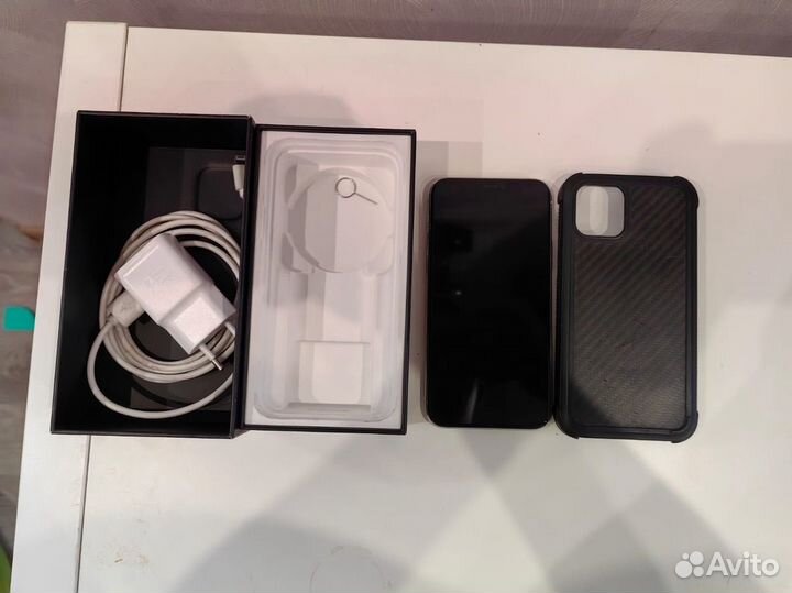 iPhone 11 Pro, 256 ГБ