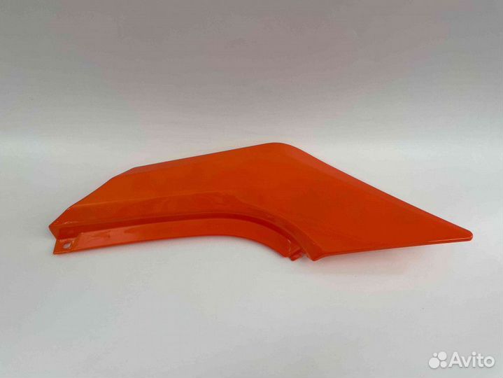 Облицовка боковая центральная левая верхняя оранже