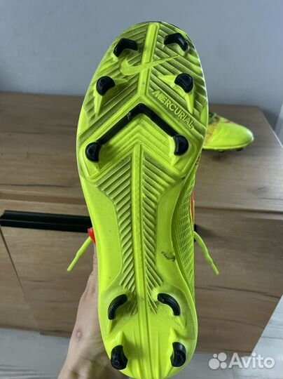 Футбольные бутсы nike 42 размер