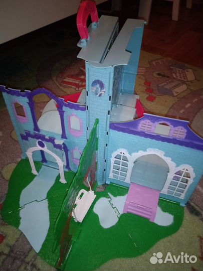 Кукольный домик чемоданчик складной Lol