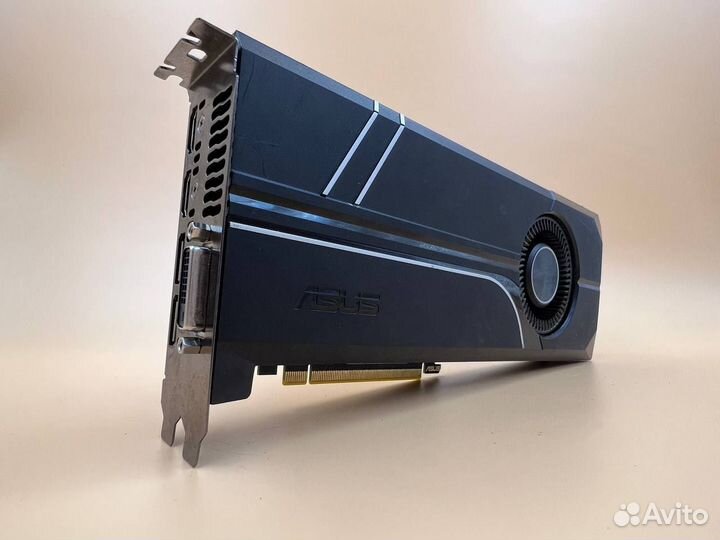 GTX 1070 Asus Turbo