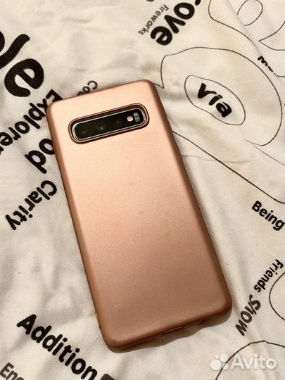 Чехлы на samsung s10