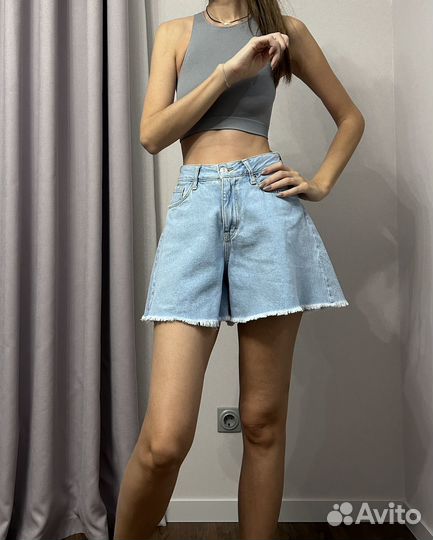 Джинсовые шорты Colins