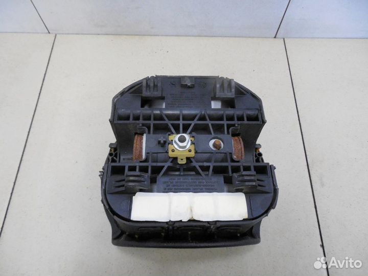 Подушка безопасности в рулевое колесо C4 2005-2011