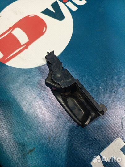 Ручка двери внутренняя задняя левая Toyota Ist