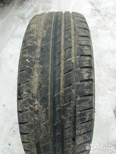 Viatti Strada Asimmetrico V-130 195/65 R15