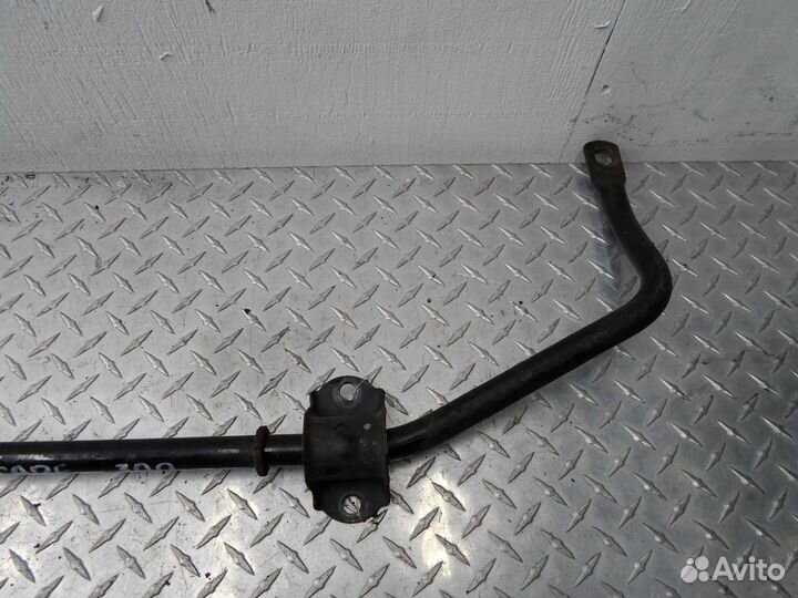 Стабилизатор задний Ford Escape 3