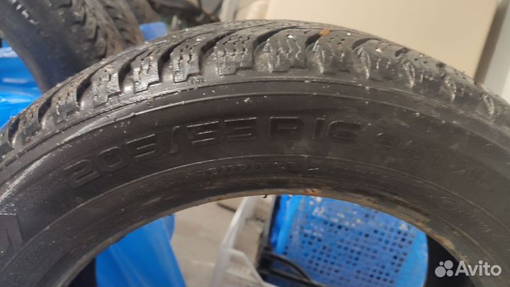 Nokian Tyres Hakkapeliitta 8 205/55 R16