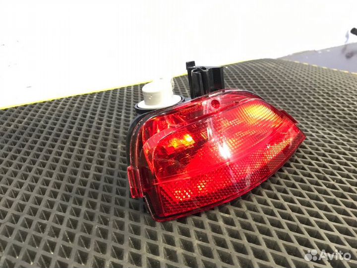 Фонарь противотуманный задний правый Renault