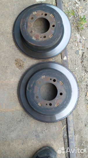 Тормозные диски задние на mitsubishi outlander xl