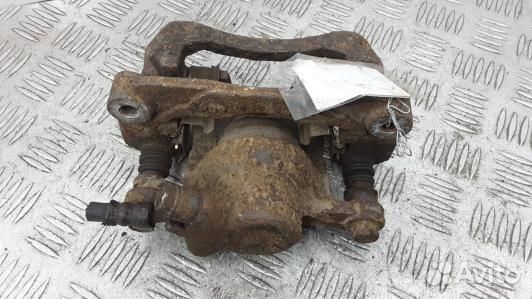 Суппорт тормозной задний левый subaru forester 3