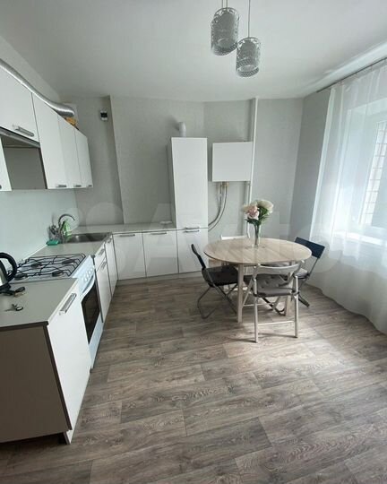 1-к. квартира, 47 м², 2/10 эт.