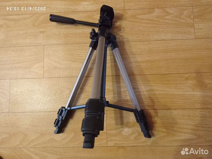 Штатив-трипод напольный Velbon CX-200