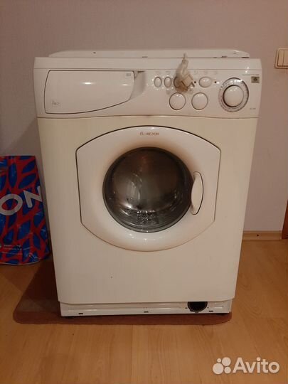 Стиральная машина бу Ariston AL109X на запчасти