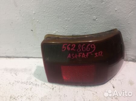 Фонарь задний правый наружный