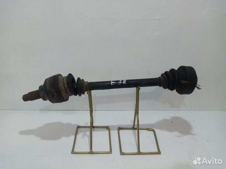 Привод задний BMW 7-Series 2 (E32)