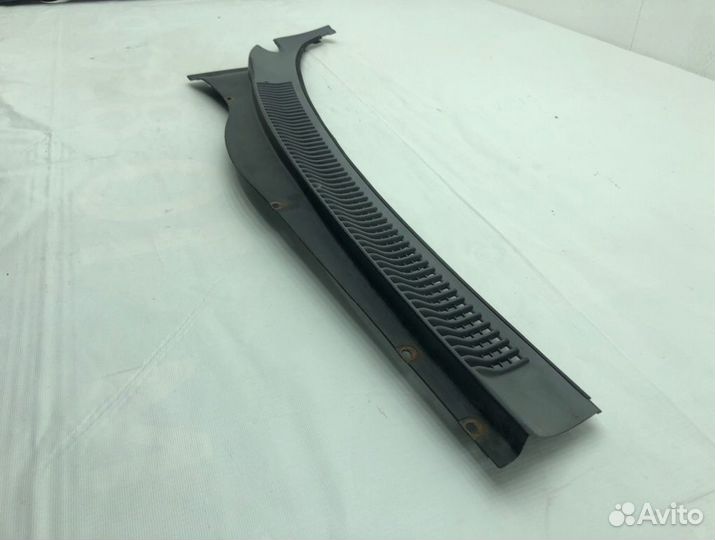 Решетка под лобовое стекло Hyundai Starex A1 D4BH