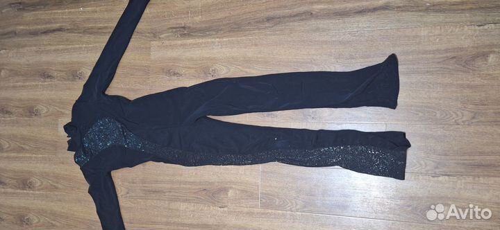 Костюм для фигурного катания размер 140-146