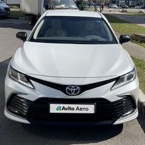 Toyota Camry 2.5 AT, 2022, 40 000 км, с пробегом, цена 3 245 000 руб.