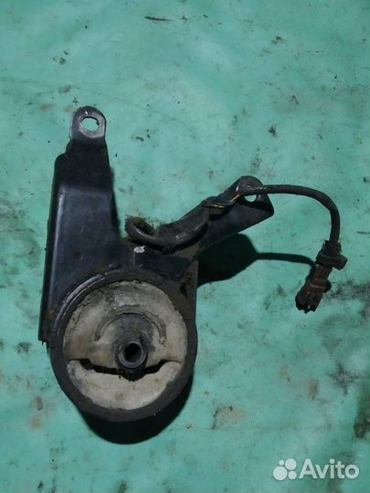 Подушка двигателя передняя Nissan Murano Z50 3.5