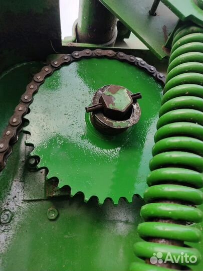 Пресс-подборщик John Deere 550, 1905